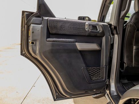 Used 2023 Ford Bronco Outer Banks image 36