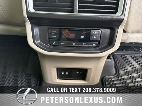 Used 2025 Volkswagen Atlas SEL Premium R-Line AWD/4WD image 18