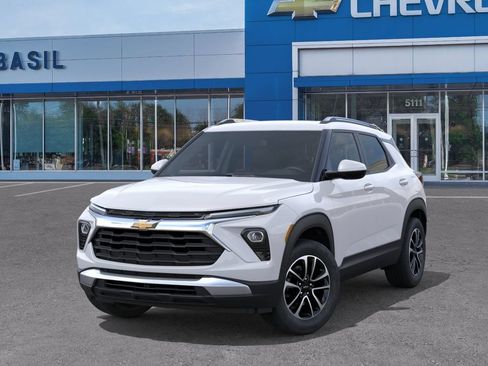 New 2026 Chevrolet TrailBlazer LT w/ LT Cold Weather Package AWD/4WD image 6