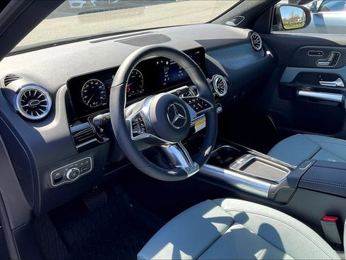 New 2026 Mercedes-Benz GLA 250 4MATIC image 6