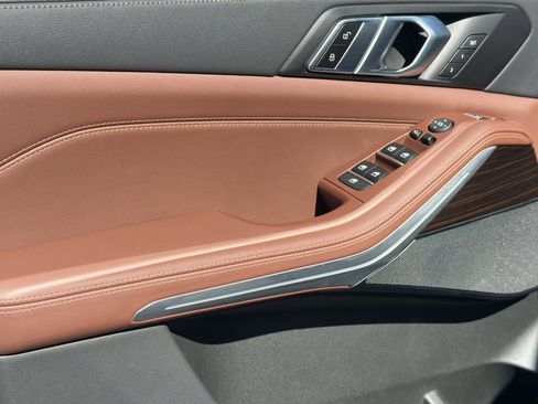 Certified 2023 BMW X5 sDrive40i w/ Premium Package image 16