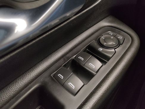 Used 2023 GMC Terrain SLE w/ LPO, Floor Liner Package FWD image 27