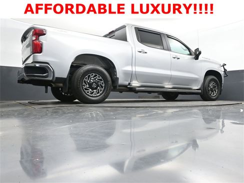Used 2020 Chevrolet Silverado 1500 LT w/ All-Star Edition image 46