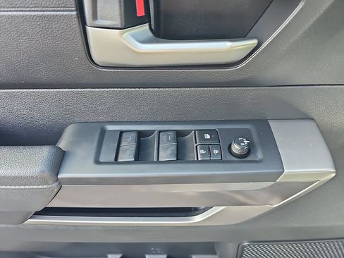 Used 2023 Toyota Tundra SR5 w/ SR5 Convenience Package AWD/4WD image 26