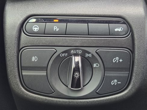 Used 2025 INFINITI QX50 Sport AWD/4WD image 19