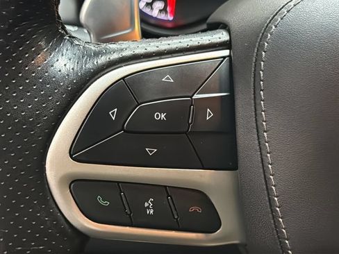 Used 2020 Jeep Grand Cherokee Trackhawk AWD/4WD image 25