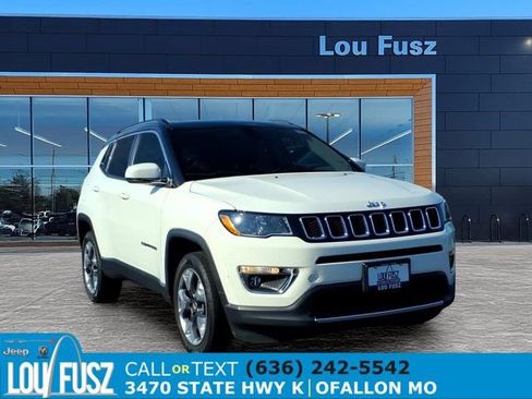Used 2018 Jeep Compass Limited w/ Navigation Group AWD/4WD image 1
