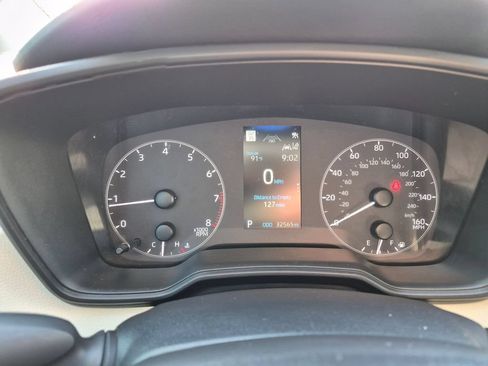 Used 2024 Toyota Corolla LE FWD image 11