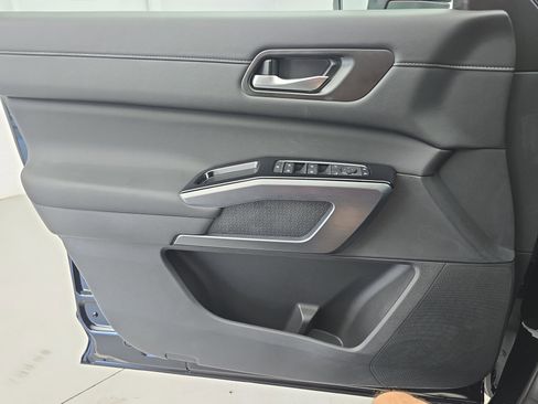 New 2025 Nissan Pathfinder SL w/ Cargo Package image 28