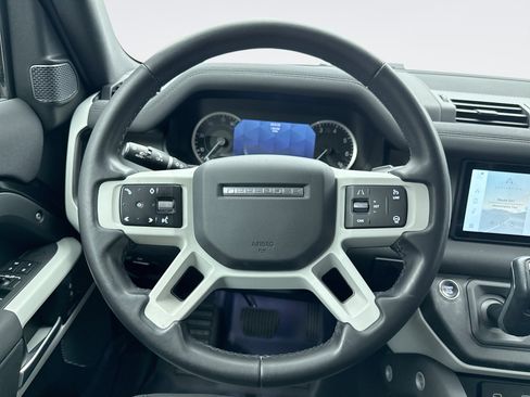 Used 2023 Land Rover Defender 110 SE AWD/4WD image 12