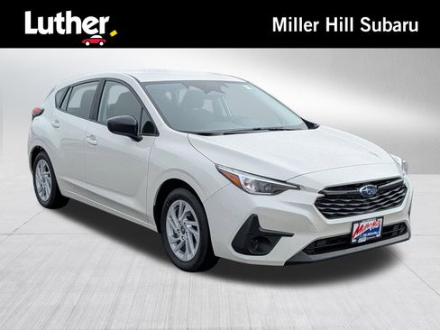 Used 2025 Subaru Impreza 2.0i image 1