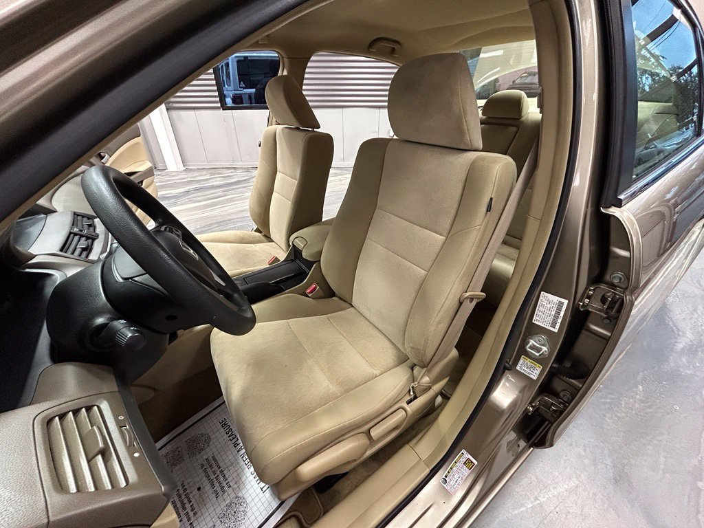 Used 2009 Honda Accord LX image 7