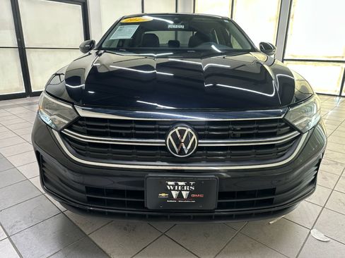 Used 2024 Volkswagen Jetta SE FWD image 13