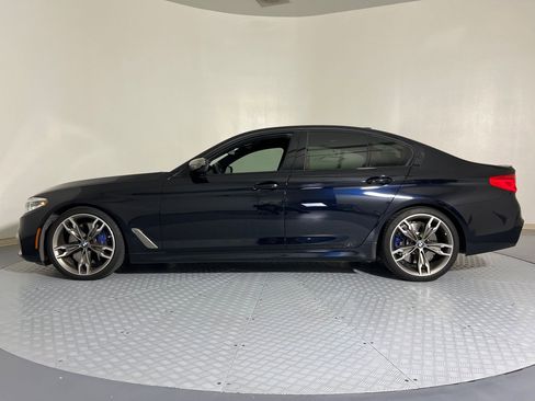 Used 2020 BMW M550i xDrive w/ Executive Package image 2
