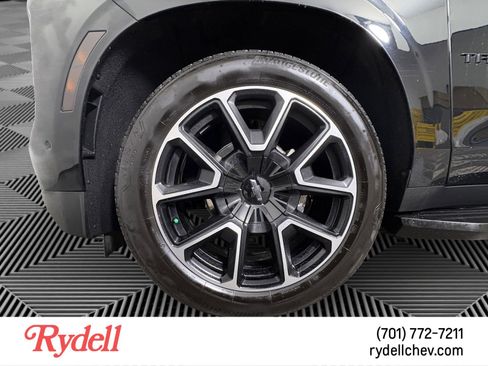 Used 2025 Chevrolet Tahoe RST w/ RST Capability Package image 9