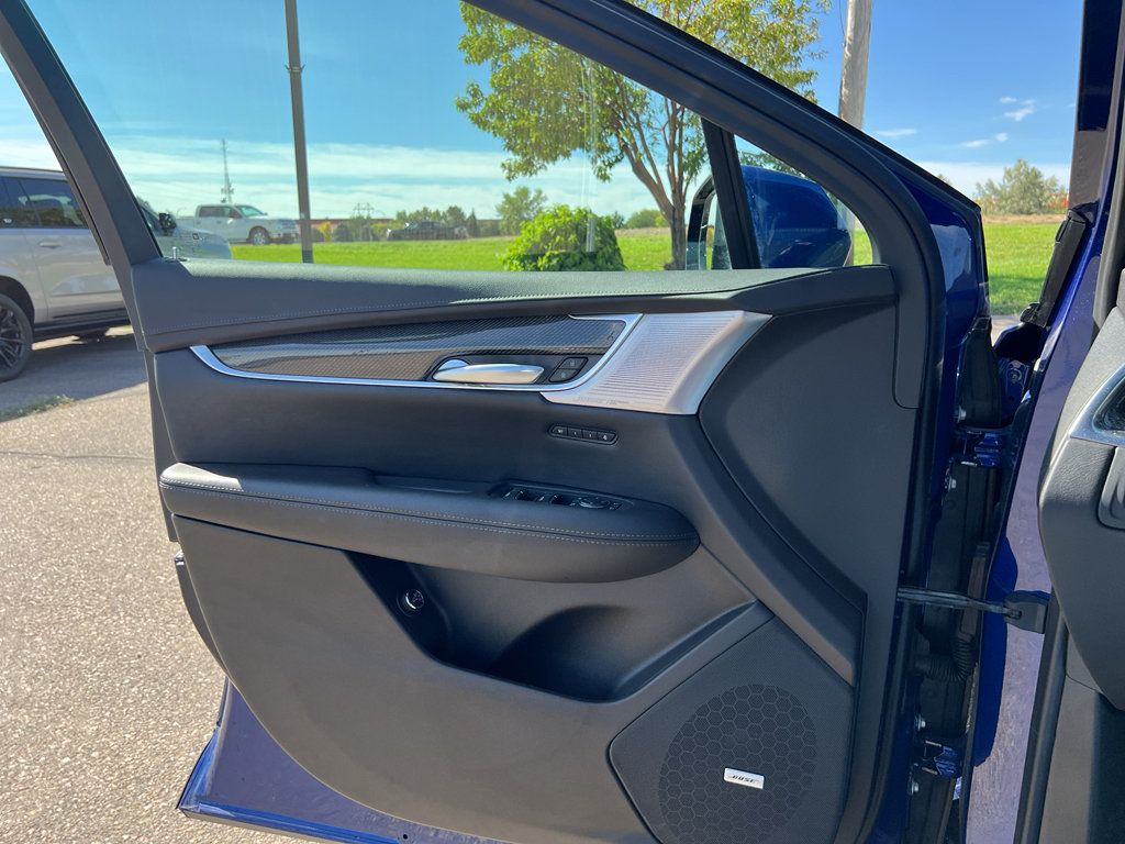Certified 2026 Cadillac XT5 Sportv w/ LPO, Floor Liner Package AWD/4WD image 23