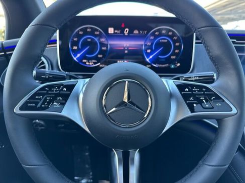 New 2026 Mercedes-Benz EQE 320 4D Sedan 4MATIC image 24