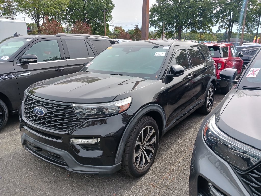 Used 2022 Ford Explorer ST-Line RWD image 1