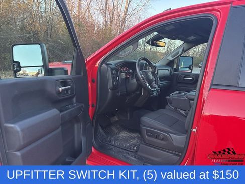 Used 2023 Chevrolet Silverado 2500 Custom w/ Custom Value Package image 14