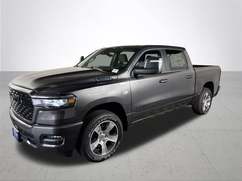 New 2026 RAM 1500 Express AWD/4WD image 2