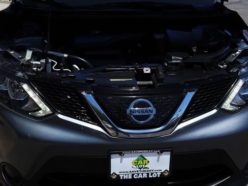 Used 2019 Nissan Rogue Sport SV FWD image 55