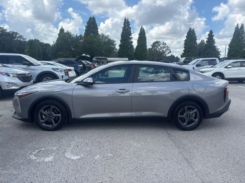 Used 2025 Kia K4 FWD image 8