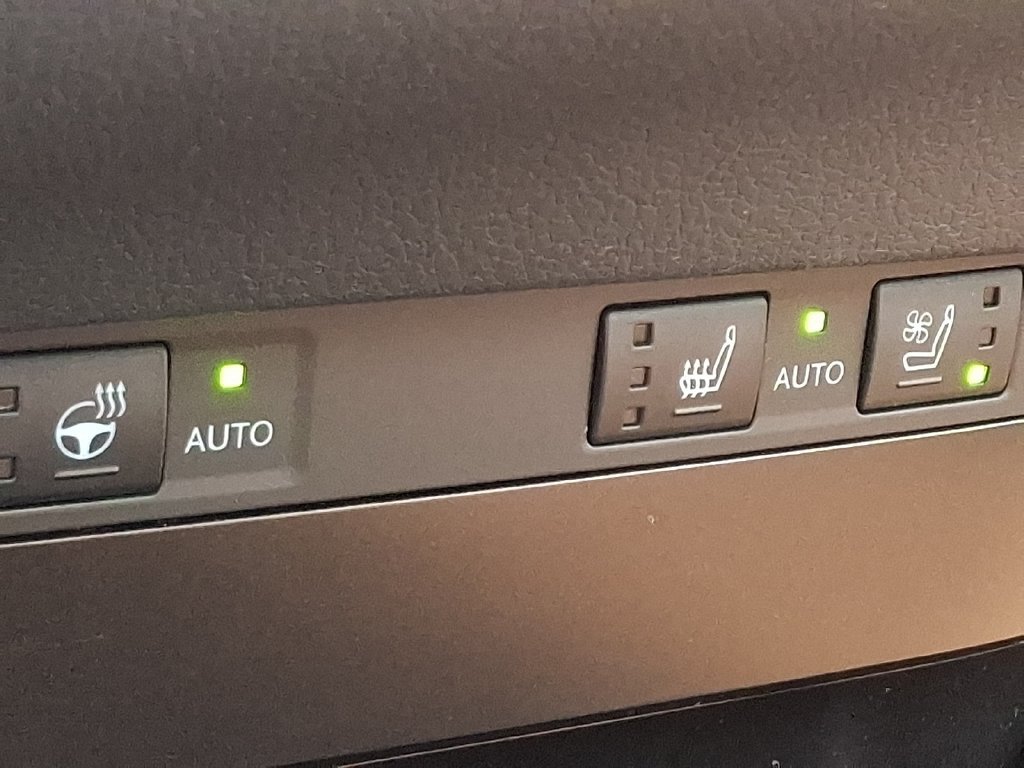 Certified 2025 Lexus ES 350 w/ Premium Package FWD image 25