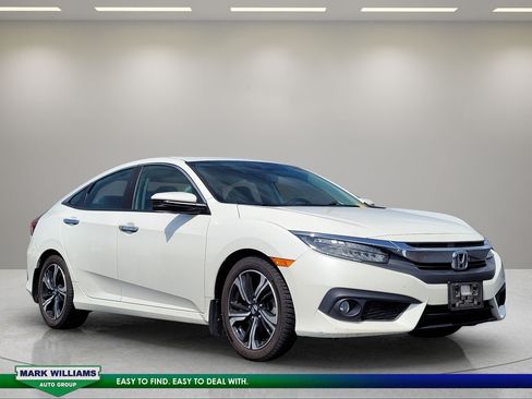 Used 2016 Honda Civic Touring image 1
