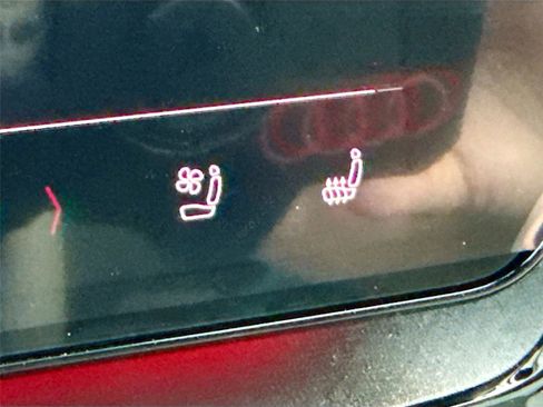 New 2025 Audi Q6 e-tron Premium Plus image 20