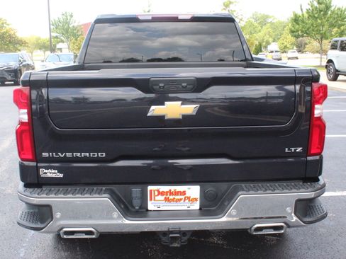 Used 2022 Chevrolet Silverado 1500 LTZ AWD/4WD image 7