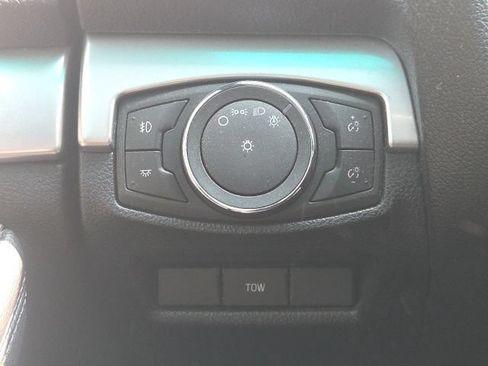 Used 2016 Ford Explorer XLT AWD/4WD image 27