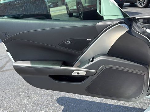 Used 2019 Chevrolet Corvette Stingray Coupe w/ Battery Protection Package RWD image 19