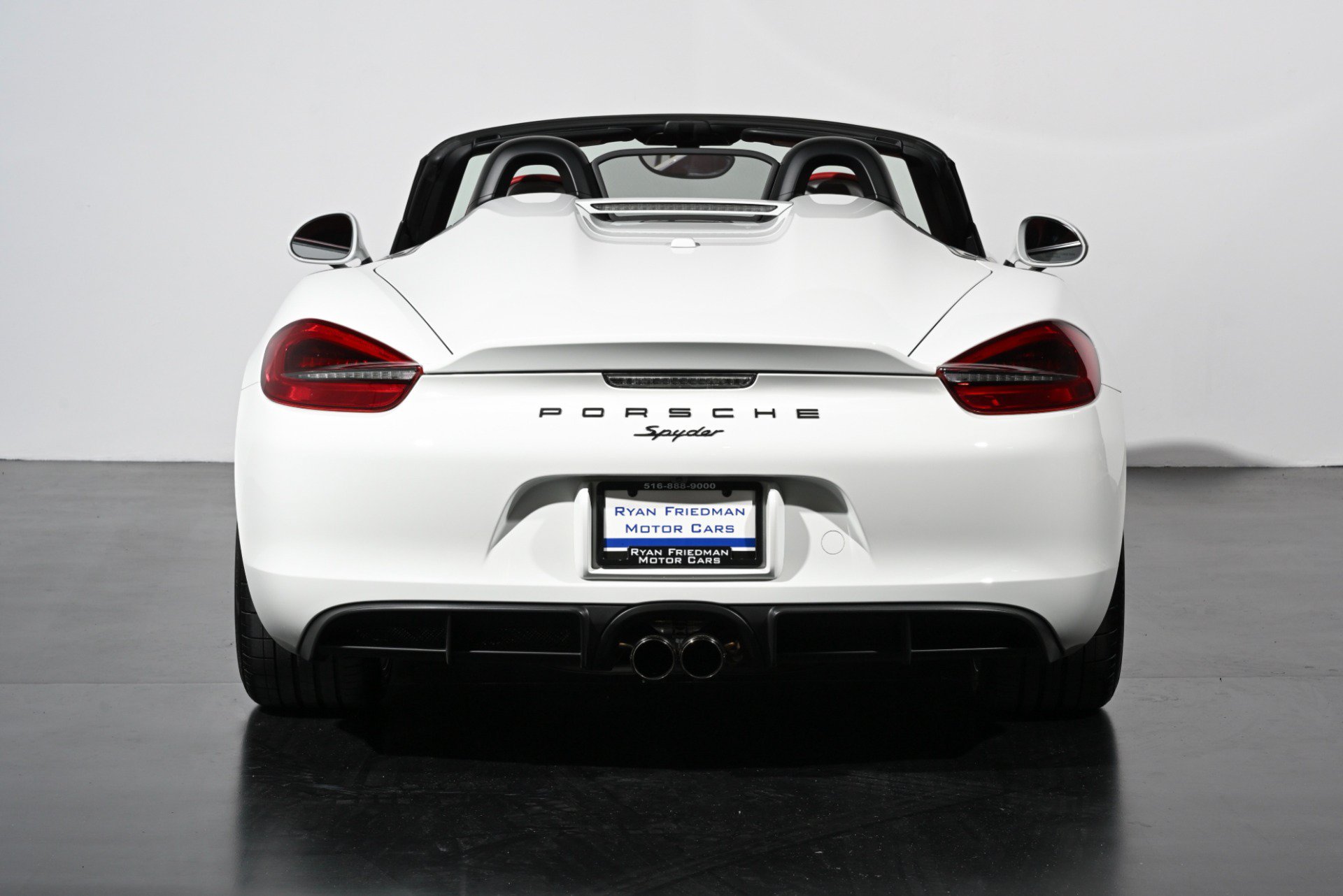 Used 2016 Porsche Boxster Spyder RWD image 12