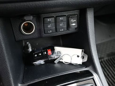 Certified 2018 Toyota Corolla XLE image 18