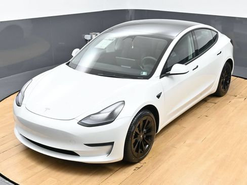 Used 2022 Tesla Model 3 RWD image 47