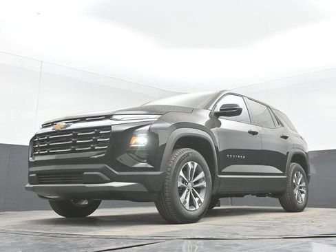 New 2026 Chevrolet Equinox LT w/ LPO, Floor Liner Package AWD/4WD image 43
