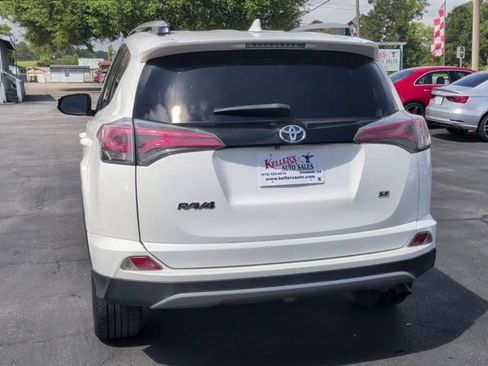 Used 2018 Toyota RAV4 SE w/ Power Extra Value Package FWD image 7