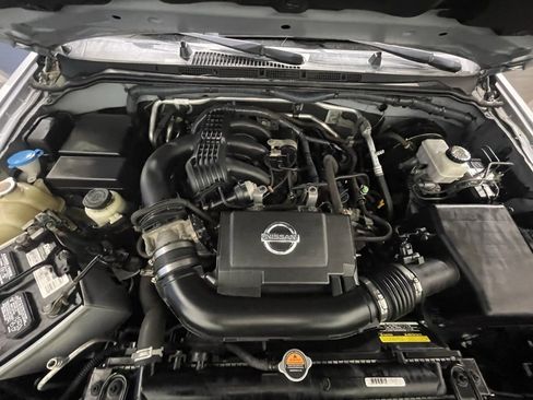 Used 2011 Nissan Xterra PRO-4X w/ Protection Pkg image 7