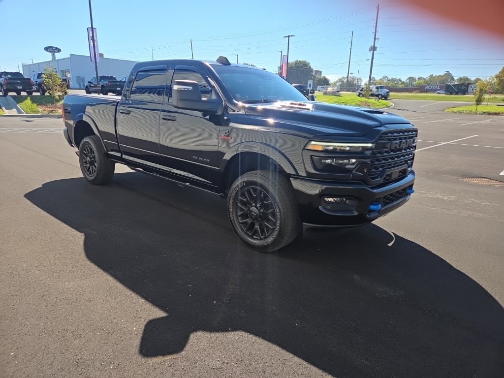 Used 2025 RAM 2500 Limited AWD/4WD image 16