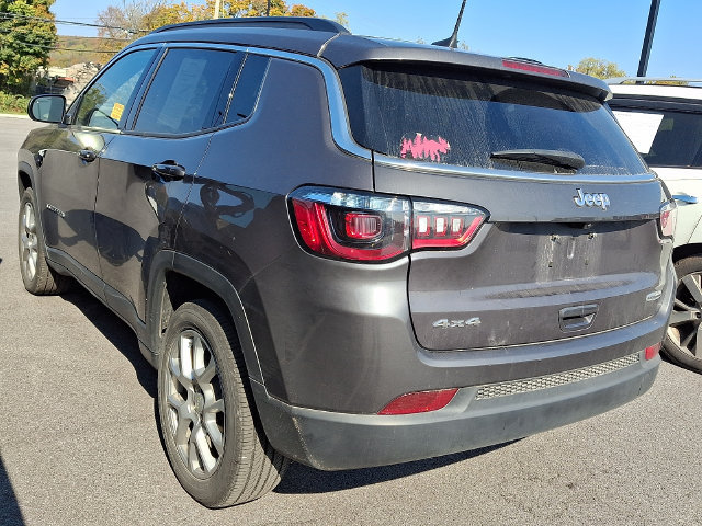 Used 2024 Jeep Compass Latitude AWD/4WD image 4