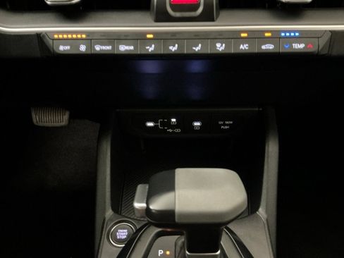 Used 2025 Kia K4 FWD image 12