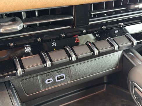 New 2026 GMC Canyon AT4 w/ AT4 Premium Package image 64