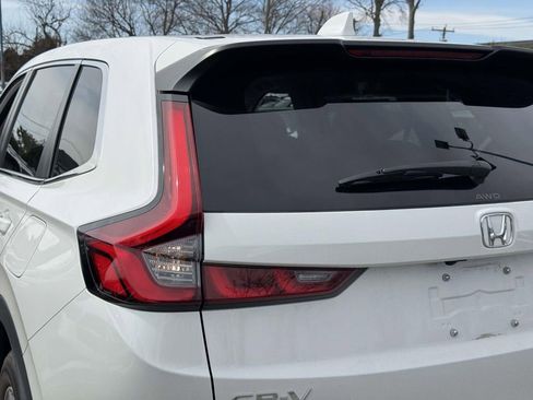 Used 2023 Honda CR-V EX-L image 11