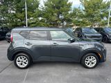 Used 2024 Kia Soul LX w/ Option Group 015 image 4