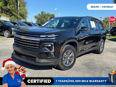 Used 2025 Chevrolet Traverse LT