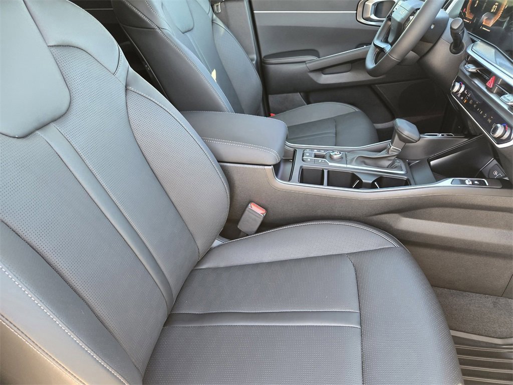 New 2026 Kia Sorento S w/ S Panoramic Sunroof Package FWD image 12