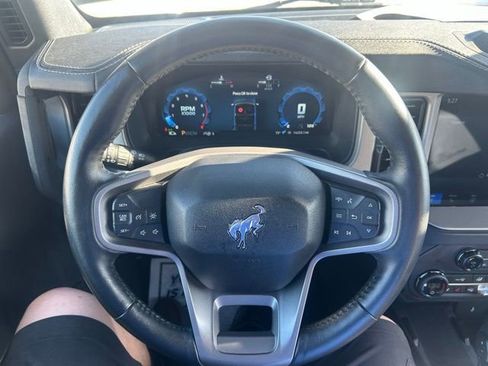 Certified 2025 Ford Bronco Outer Banks AWD/4WD image 15