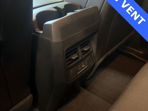 Used 2023 Chevrolet Colorado LT w/ LT Convenience Package III image 33