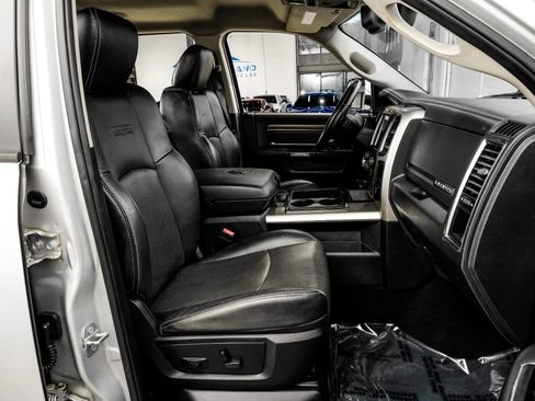Used 2015 RAM 1500 Laramie w/ Convenience Group AWD/4WD image 46