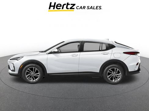 Used 2025 Buick Envista Preferred FWD image 3